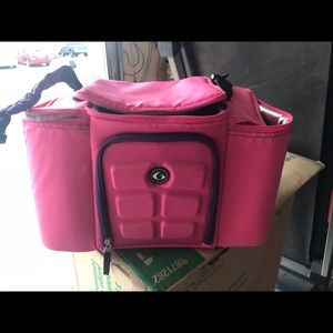 Six pack fitness meal prep bag